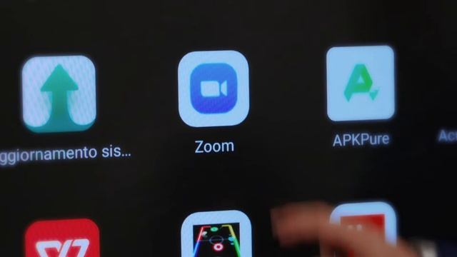 Interactive Monitor di Hikvision смотреть онлайн