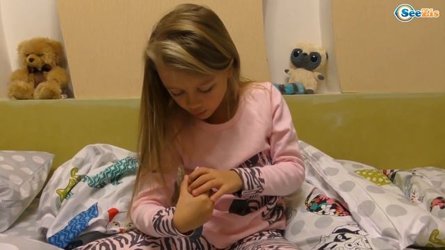 Подарки на День Святого Николая Что нашла Ярослава под подушкой?