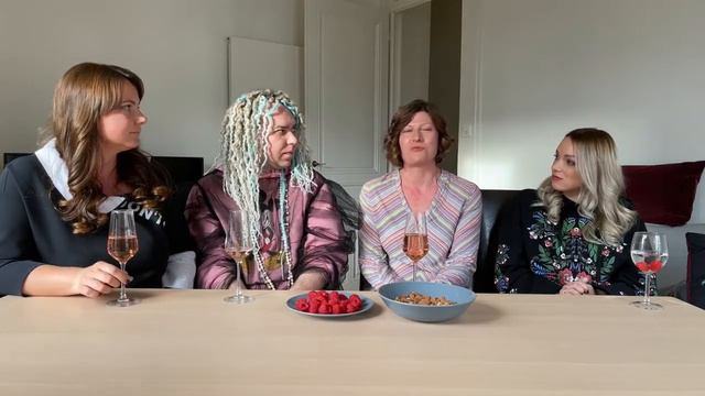 #Безфильтра Круглый стол «Эмигрантка» смотреть онлайн