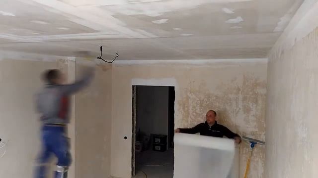 Поклейка стеклохолста на потолок смотреть онлайн