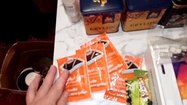 144.Бытовая техника Bork, смартфон Samsung A50, золото? текстиль, парфюм и прочее??? смотреть онлайн