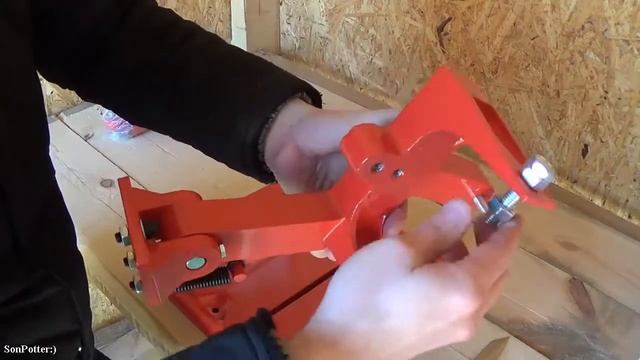 Стойка для угловой шлифмашины Intertool ST 0003 смотреть онлайн