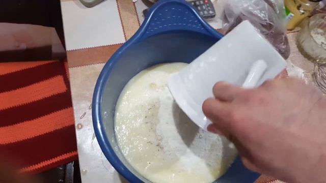 Мясо и цветная капуста в кляре. смотреть онлайн