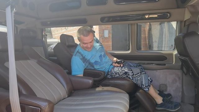 Обзор крутого минивена для поездки на море!!! тест-драйв Шевроле Экспресс Эксплорер Ван. смотреть онлайн