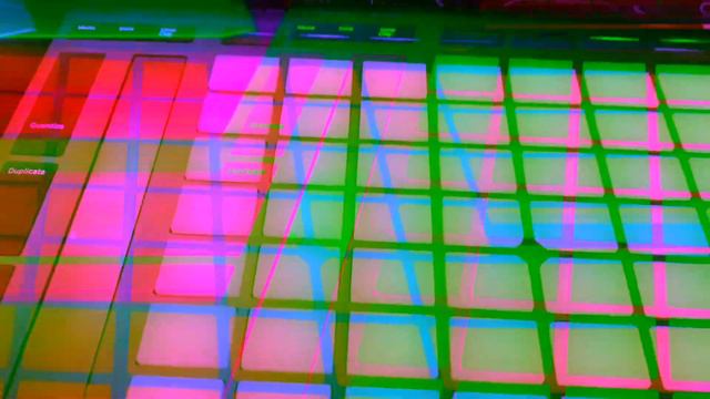 Behringer Pro One Analog Synthesizer - Single Synth Jam - 7 Pro One Melodies, 1 Ableton Drum Rack смотреть онлайн