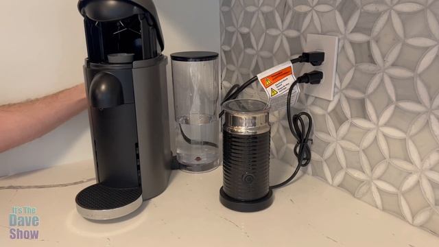 Nespresso VertuoPlus Deluxe Coffee Espresso Machine by Breville with Milk Frother, 8 Ounces, Black смотреть онлайн