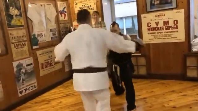 Kumite fight sparring Mihalin vs Rybin / Kyokushinkai vs Uechi ryu karate смотреть онлайн