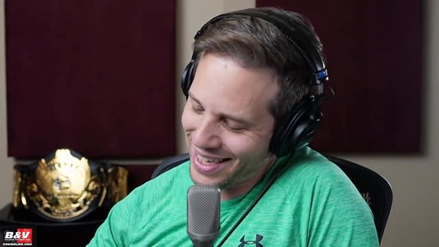 The simplest battle royal to follow: Bryan & Vinny Show смотреть онлайн