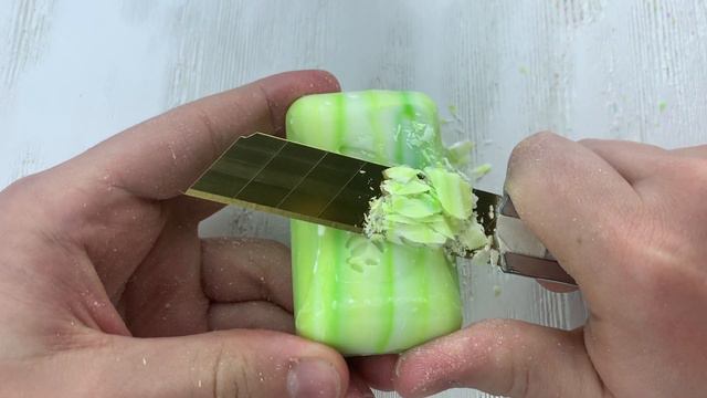 ASMR Soap- Резка сухого мыла/залипательное видео/ Dry Soap carving/ relaxing sound/ Satisfying vide смотреть онлайн
