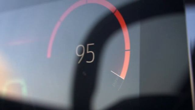 La Nuova Megane 100% Electric guidata dall'atleta @EmanueleMautiCoach смотреть онлайн