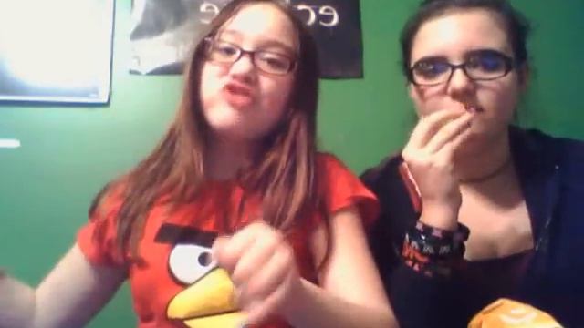 livi and cara, Cheetos, twilight angry birds, and magic egg!!!! смотреть онлайн