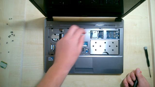 Как разобрать Ноутбук Acer Aspire 4810T(Acer Aspire 4810T disassembly. How to replace HDD, RAM) смотреть онлайн
