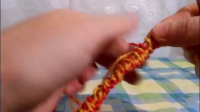 #ПолаяДвухцветнаяРезинка Простой способ #вязаниеСпицами смотреть онлайн