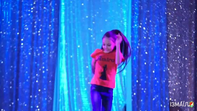 Студия танца "Амира" поздравляет с Днем города смотреть онлайн