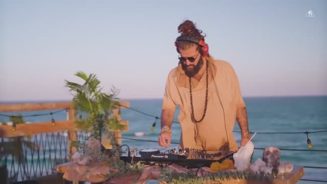 Лучшая фоновая музыка I.am. Nãda Ft. Dominique Zuniga Тулум, Мексика