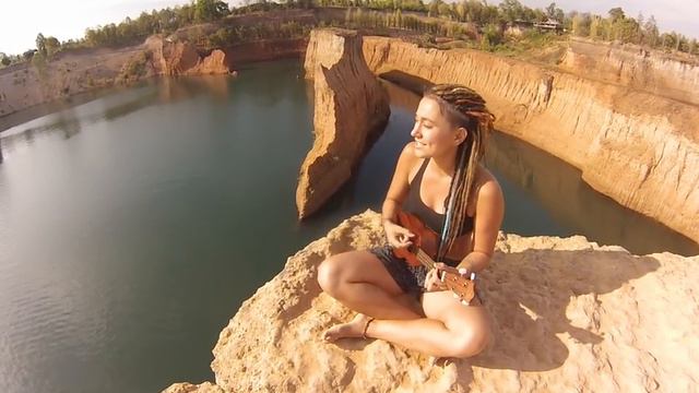 Darya Pikhnova - call me maybe (Carly Rae Jepsen ukulele cover) смотреть онлайн