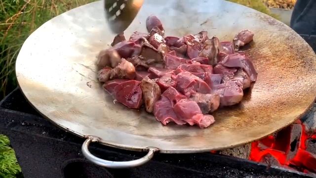 Баранья печень и сердце в Азербайджанском садже смотреть онлайн