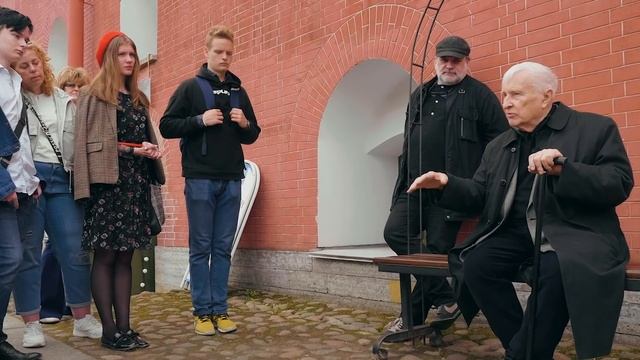 Город как театральная сцена. Андрей Могучий в Санкт-Петербурге смотреть онлайн