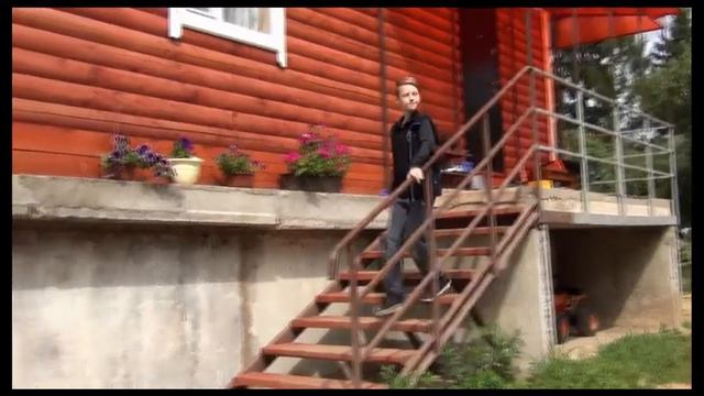 Короче говоря: "Прошло больше половины лета"! смотреть онлайн