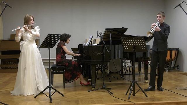 Э. Кёллер "Эхо" исп. Семен Саломатников(труба),Евангелина Махринова(флейта), Ольга Бер(фортепиано). смотреть онлайн