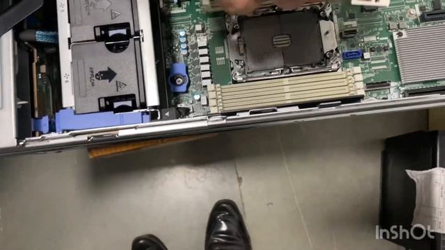 Intel 6346 Gold processor installation in Dell R550 смотреть онлайн