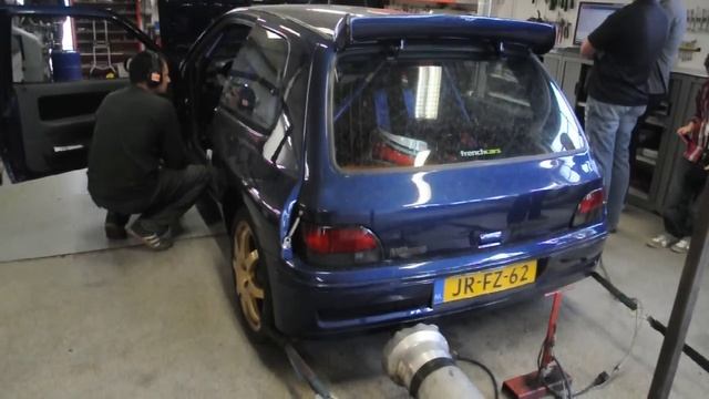 Renault Clio Williams 2.0 16v with maxi bodykit on Dyno смотреть онлайн