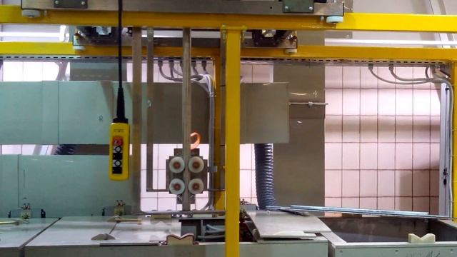 Работа портального автооператора гальванической линии г/п до 150 кг смотреть онлайн