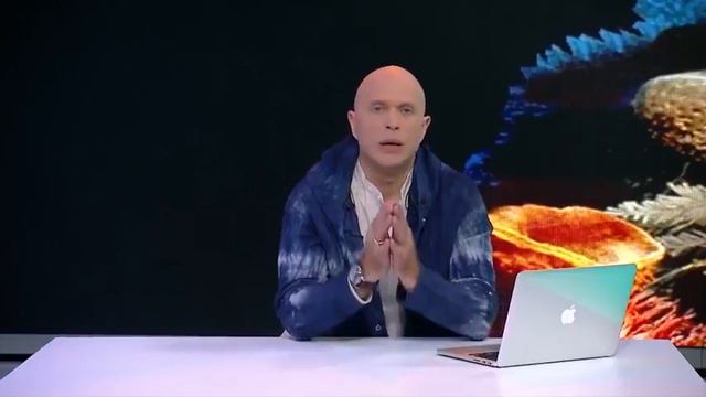 Сразу скажу это была вынужденная мера смотреть онлайн