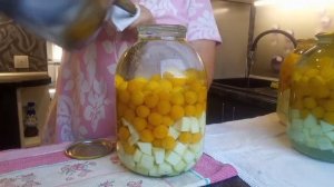 Компот из кабачков и алычи