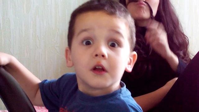 Усы у девушки. Шутка смотреть онлайн