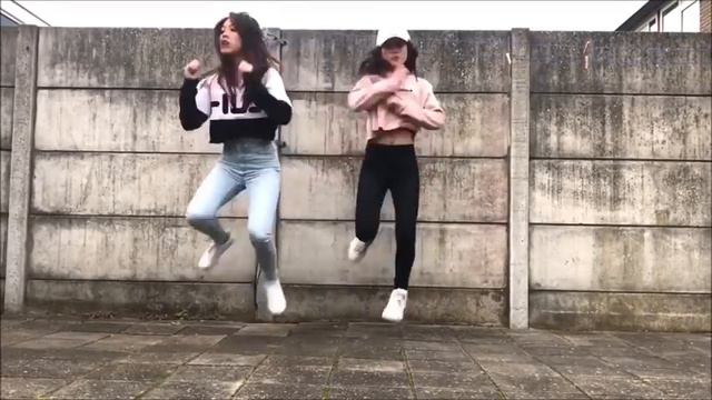 Alan Walker - Alone смотреть онлайн