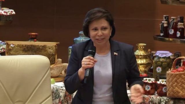 Свой юбилей отмечает прославленная фигуристка Ирина Роднина смотреть онлайн