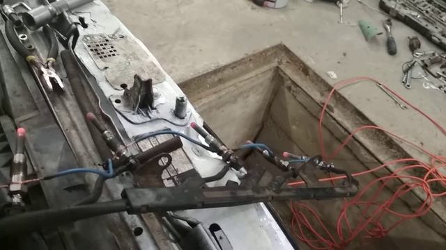 Замена свечей накала 124 3.0 часть 1 смотреть онлайн