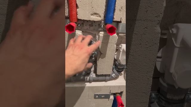 Подключение стиралки и раковины! Как правильно? смотреть онлайн