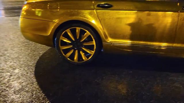 Золотая машина 700 лашадок...B смотреть онлайн