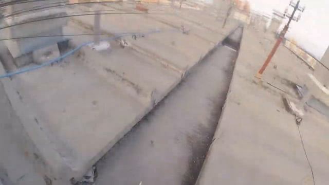 House with large screen смотреть онлайн