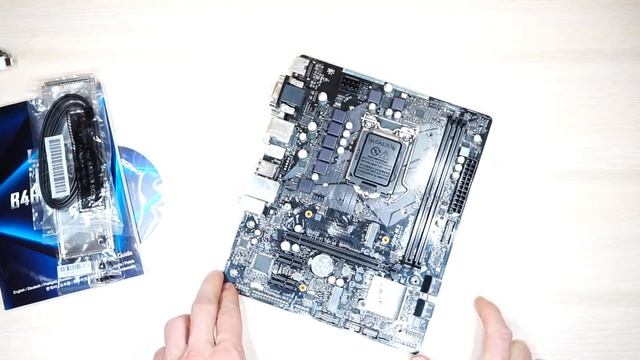 ОНЛАЙН ТРЕЙД.РУ — Материнская плата ASRock B460M-HDV (LGA1200, mATX) смотреть онлайн
