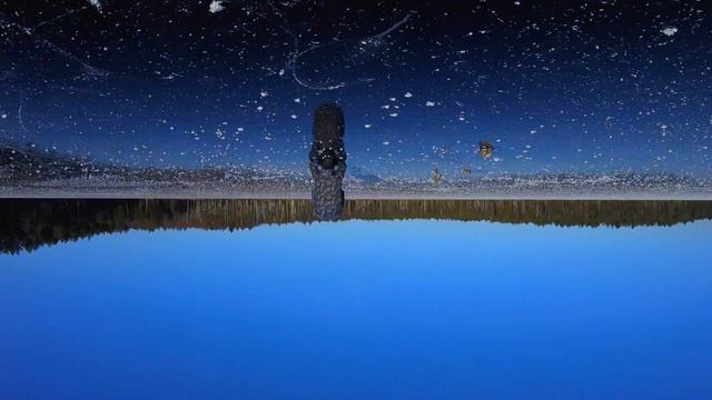 Нашел в замёрзшем озере звёздное небо. смотреть онлайн