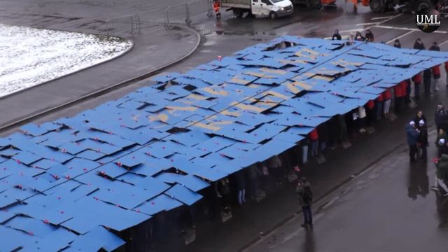 40-МЕТРОВУЮ ЗАЧЁТКУ РАЗВЕРНУЛИ В ДЕНЬ СТУДЕНТА смотреть онлайн