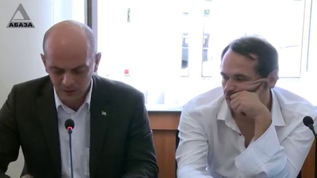 Закон "Об особых экономических зонах" принят Парламентом Республики смотреть онлайн
