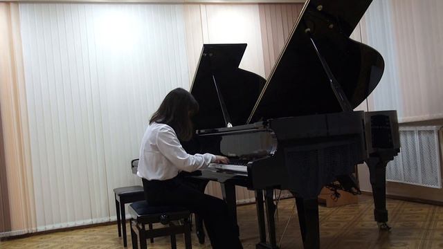 Зуева Мария, Н Уренгой Р Глиэр Прелюдия ор 43 Des dur смотреть онлайн