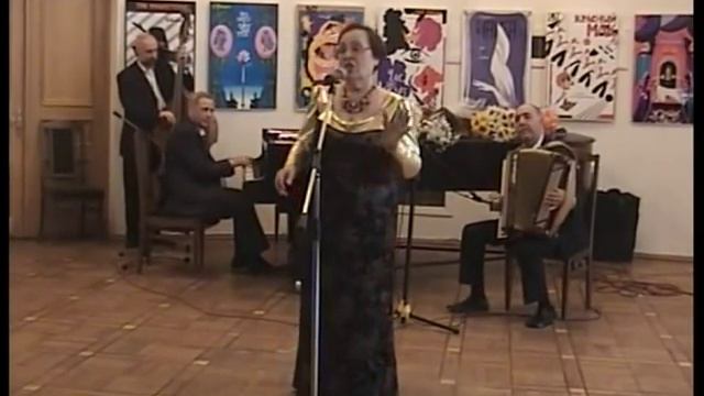 Валентина Дворянинова - "Четыре таракана и сверчок" смотреть онлайн