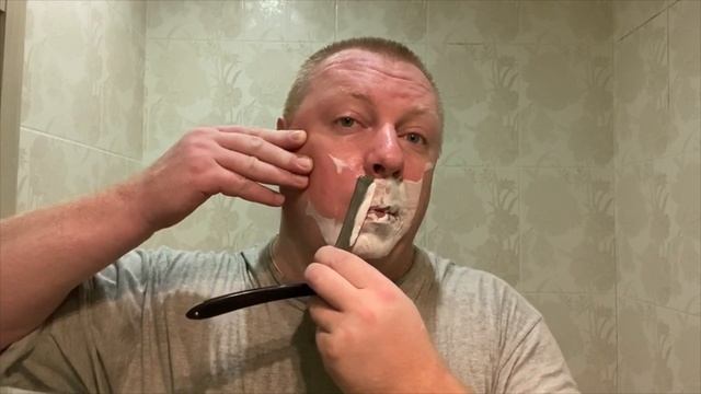 #Бритье. Шустрая француженка очень хороша в деле...:)) смотреть онлайн