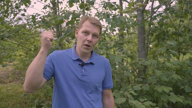 Сделай себе это удивительно простое устройство для полива! смотреть онлайн
