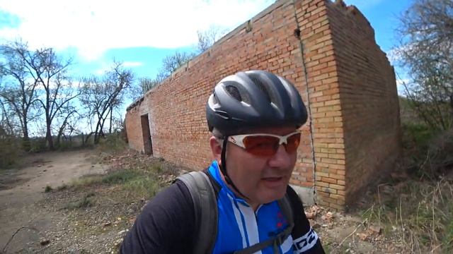 Велопокатуха в карантин 40 км. по полям и проселкам.Гравий и сильный ветер. смотреть онлайн