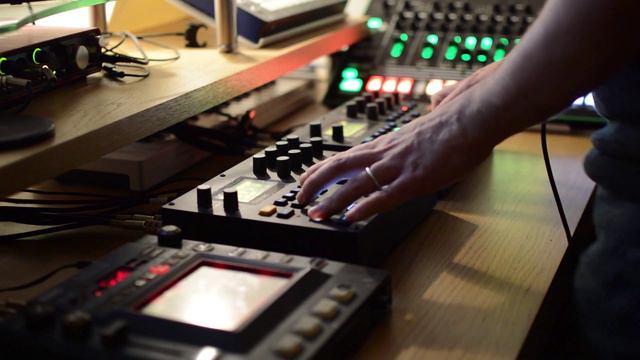 Digitakt, Digitone & TR8 // LIVE SESSIONS // 020 // смотреть онлайн