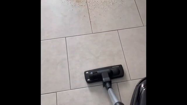 Electrolux Z5240 Excellio Power Max Vacuum Cleaner #electrolux #vacuumcleaner