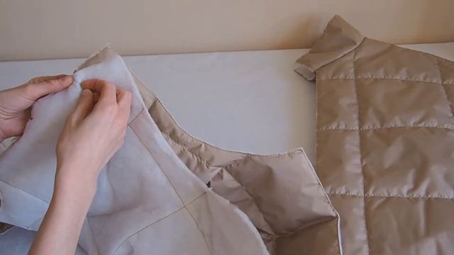 Шью Жилетку "Селия" по выкройке Vikisews - Как собрать основу и сделать стежку смотреть онлайн