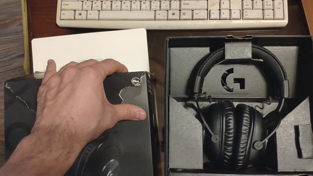 отправили не рабочие наушники смотреть онлайн