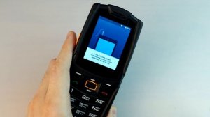 Распаковка и первый взгляд на AGM M7. Кнопочный телефон на Android